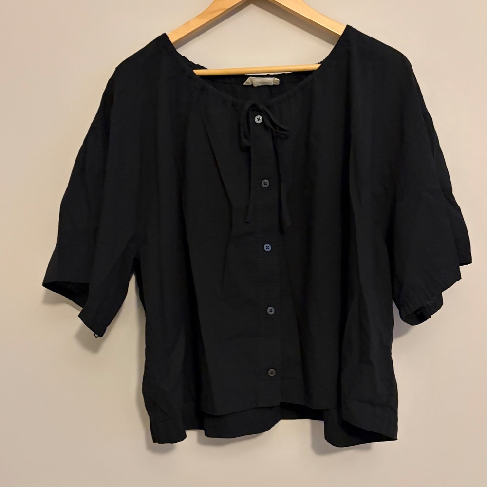 Everlane Black Button-Front Short-Sleeve Blouse